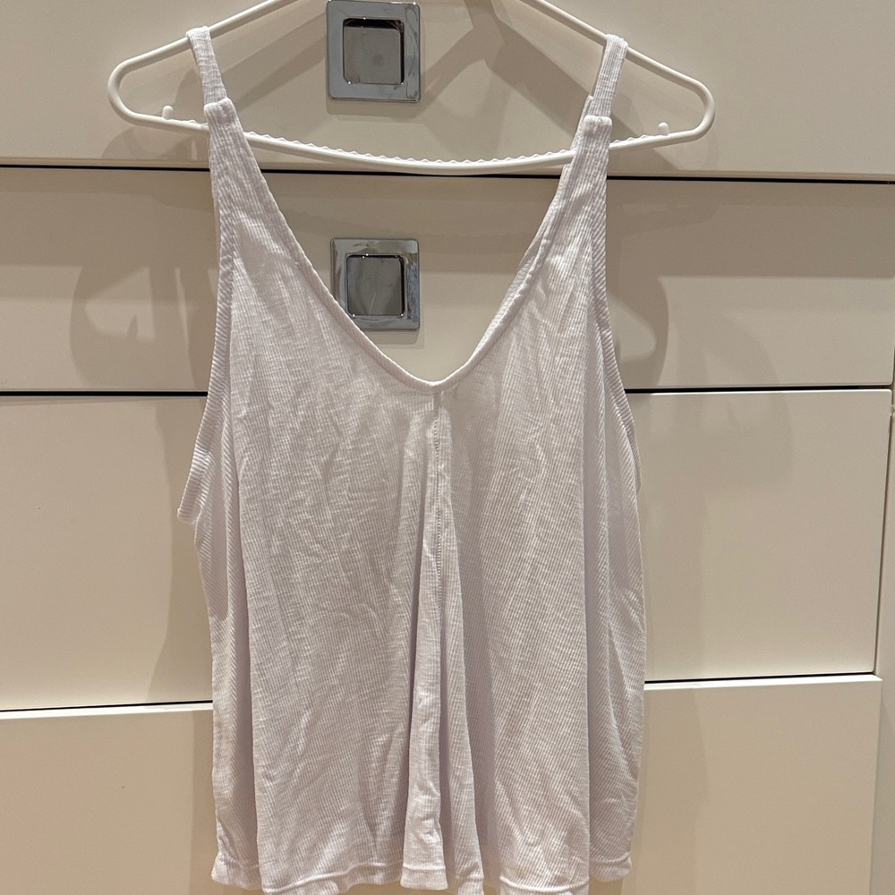 Elegant White V-Neck Camisole